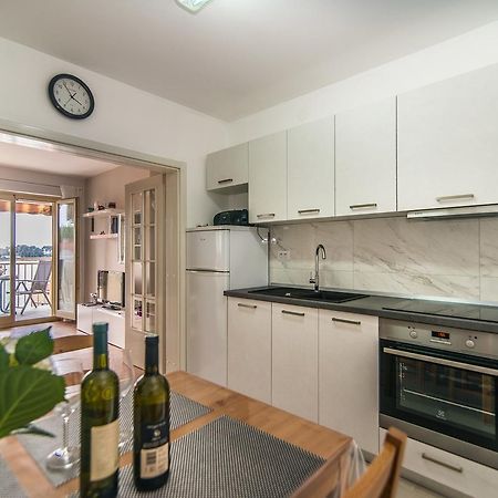 Apartment Vesna Kandlerova Porec Ngoại thất bức ảnh