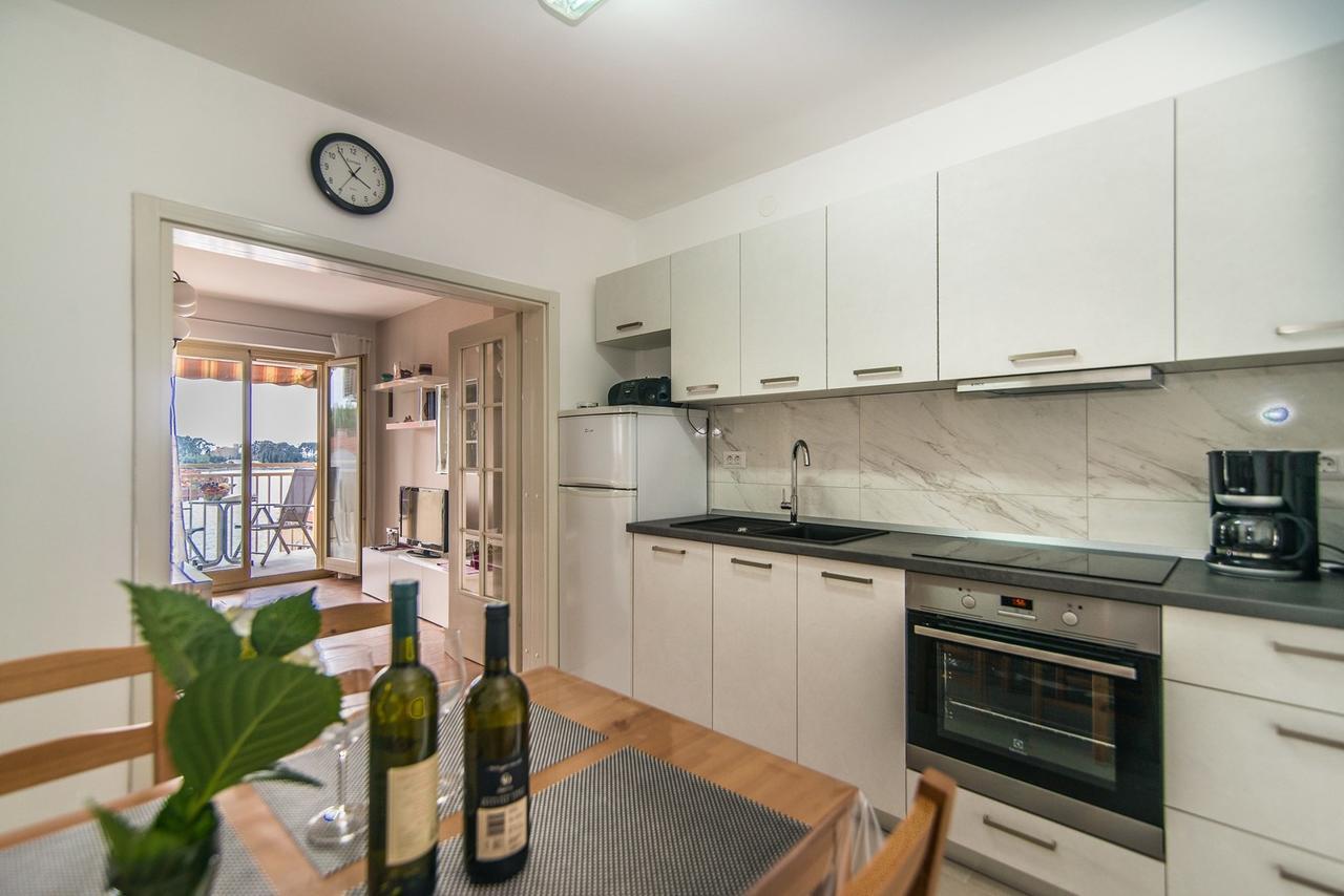 Apartment Vesna Kandlerova Porec Ngoại thất bức ảnh