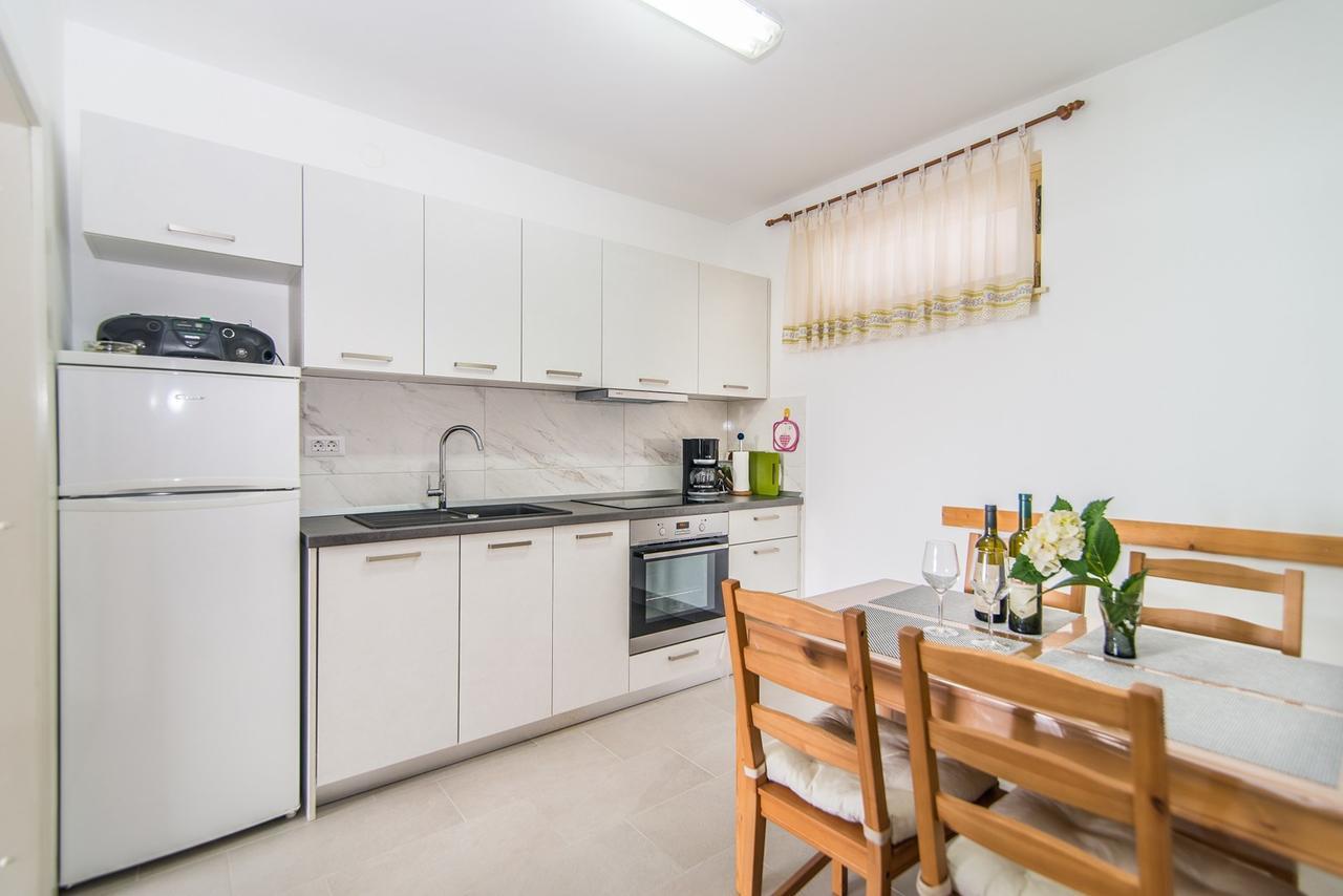Apartment Vesna Kandlerova Porec Ngoại thất bức ảnh