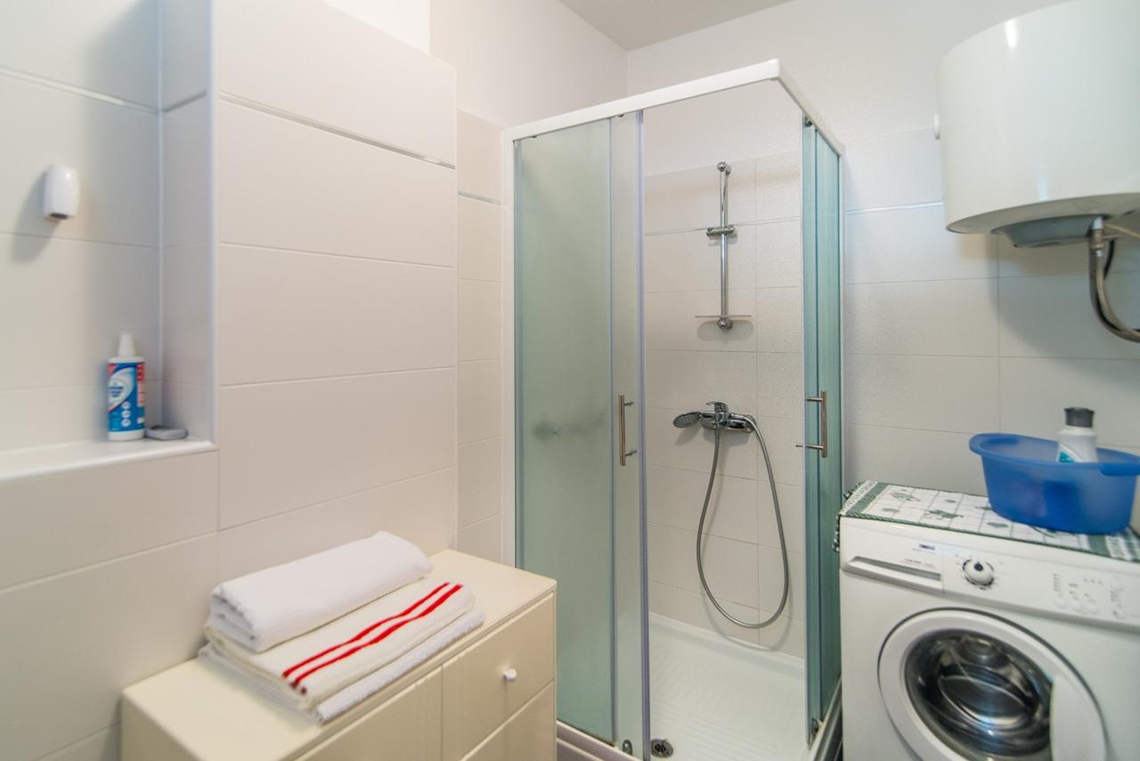 Apartment Vesna Kandlerova Porec Ngoại thất bức ảnh